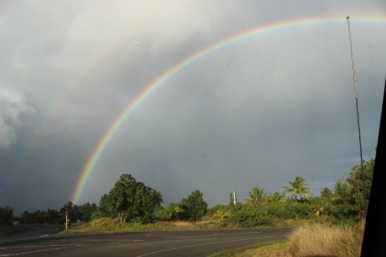 The rainbow on the way to Kaimu Beach. Incredible.